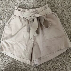 Womens Beige Shorts Size Small
